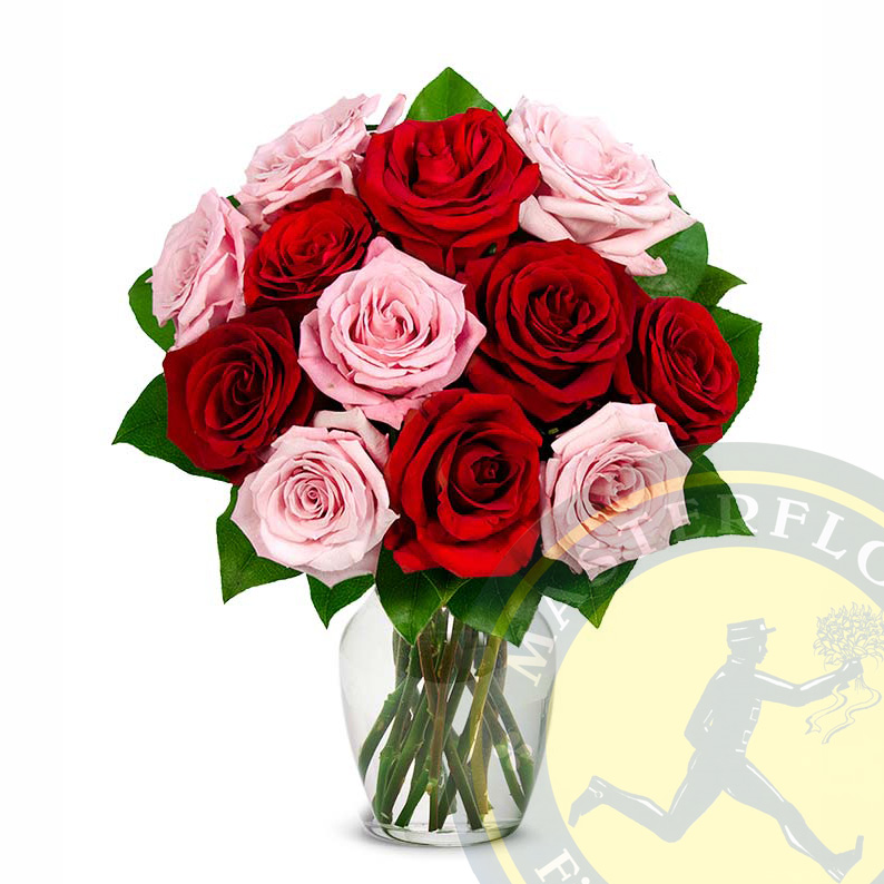 Bouquet di rose rosse e rosa
