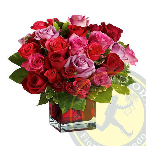 Composizione Romantica (Rose rosse e rosa)